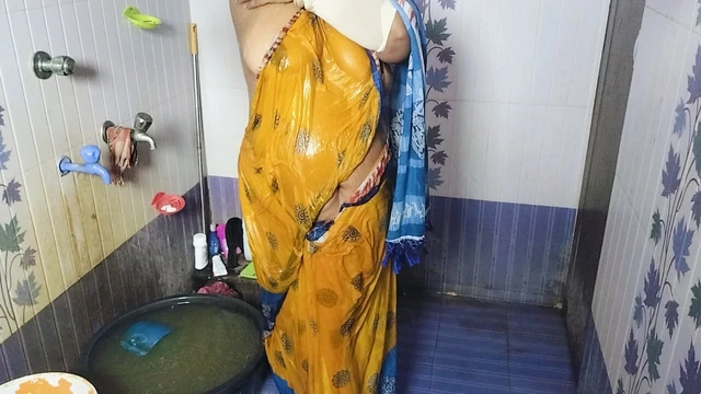 Hot-ranu ki first time shower