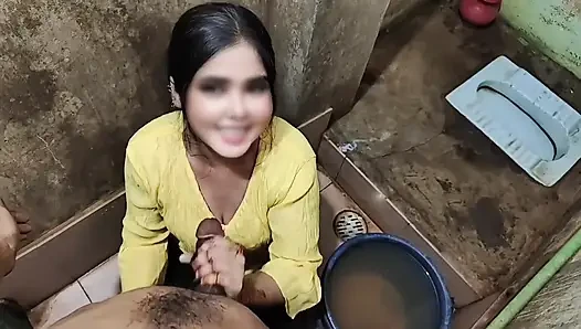 Echtes ehepaar, dampfende badezimmersession und romantische dusche, intimität