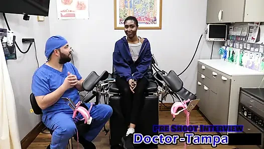 Dr Tampa - Daisy Mynx'in ilk jinekolog muayenesi