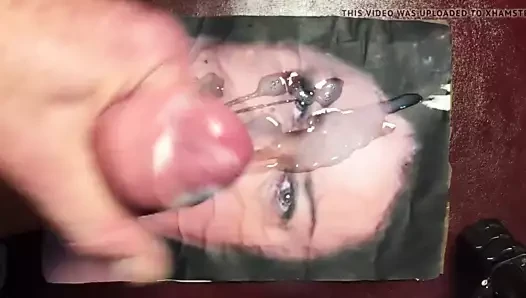 bukkake per la splendida puttana mariangela