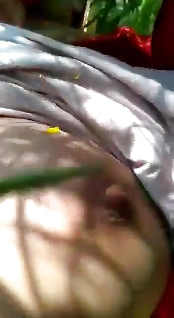 Jungle me Desi hot girl friend pussy video