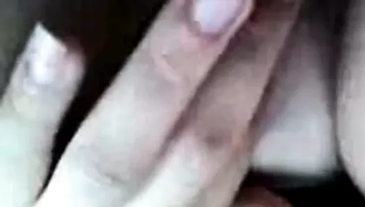 Homemade Amateur Fingering Pussy in Car!