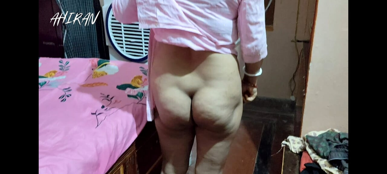 ASIAN INDIAN FEMALE VILLAGE YOUNG GIRL FORPLAY WITH HER BOYFRIEND. PINK DRESS, HAIRY VULVA AND TIGHT SKIN ASS.
