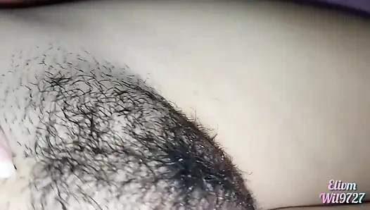 Играю с моей киской с сводной сестрой моего соседа