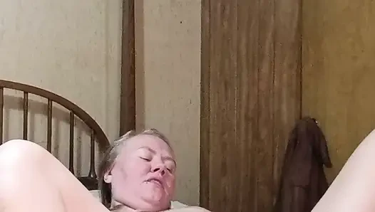 Horny MILF on Call