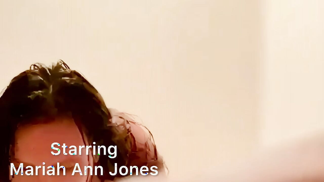 I stroked the 55m old man’s big juicy dick as he ravished my super wet pussy fingering me!