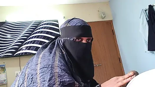 Hintli müslüman telugu kız sabırlı