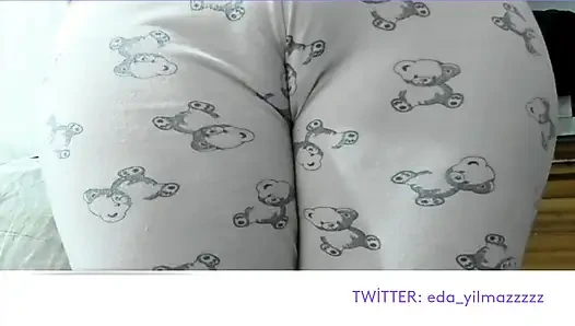 MASTURBATION IN PAJAMAS- CARESSED MY PUSSY- TURKISH PORN- BIG ASS- TURKISH MILF- CAMEL TOE- DOGGY IN PAJAMAS