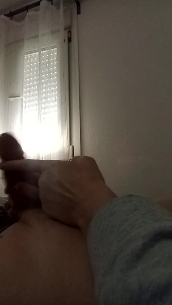 Ma sœur ne me laisse pas la baiser dans le cul, mais me fait filmer comment je me masturbe n ° 15