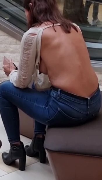 Boob out at mall