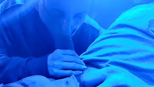 Blowjob in meinem lkw, sperma im mund