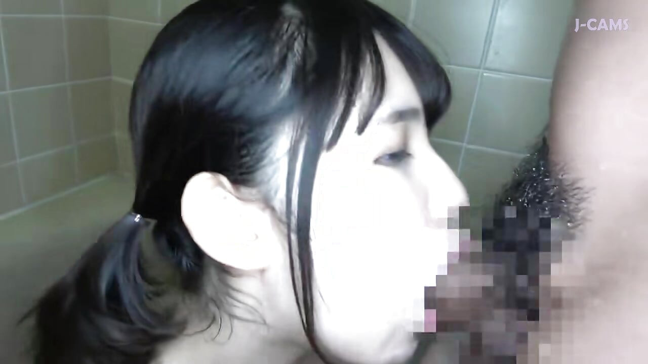 Gadis cantik yang lagi sange berat tersesat karena cinta tabu sama pria yang nggak bisa dia tolak. Bab - 5
