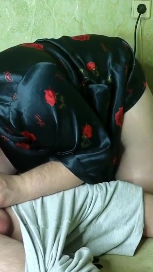 Evening blowjob before going to bed | Clip 2
