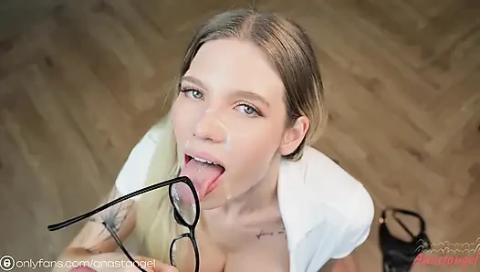 Bakış açısı ateşli İngilizce öğretmenim Anastangel'i sikiyorum - gözlüklere büyük boşalma