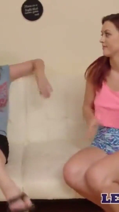 Redhead lezbiyen kanca yukarı sonra ayrılık | Klip 3