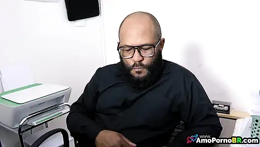 My wife didn't answer because the customer was important