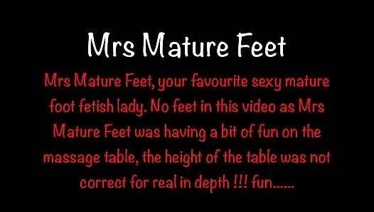 Mrs Mature Feet on the massage table 442
