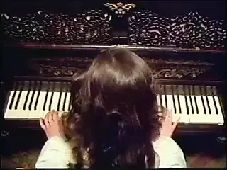 Nana (Katya Berger) softcore