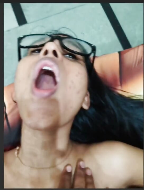 Indian Nia Khalifa Mind Blowing Blowjob