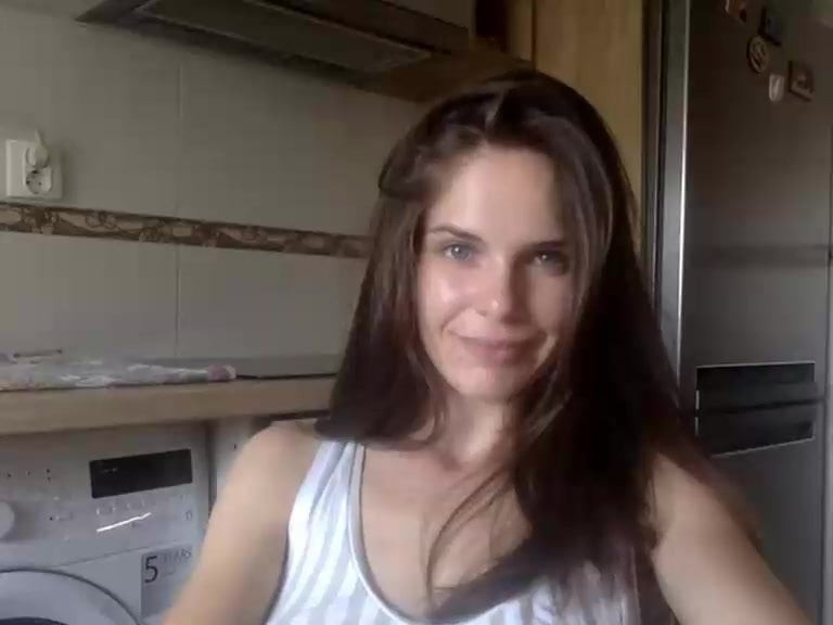 Bella-Alice előadó műsora 2019-08-21 15.32
