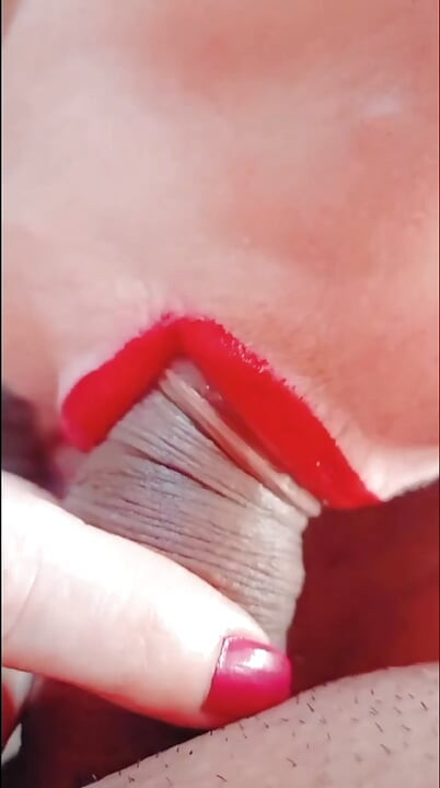 Sabrinahole взять в рот и проглотить всю сперму