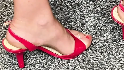 Vgq27 teyze Sandra bir gece dışarıda geçirdikten sonra soyunuyor