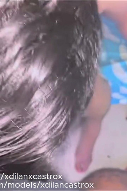 トゥインクは混乱したストレート男性のペニスに乗って中で射精するまで続けます