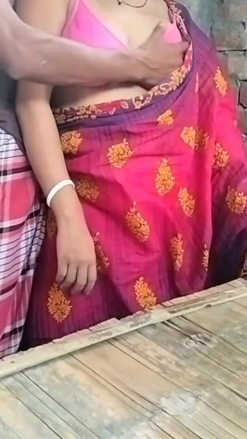 Mesti lihat detik dari "Kampung Seluar Dalam Coli Merah Jambu Dan Isteri Tempatan Berkongkek (Video Rasmi Oleh Localsex31)"