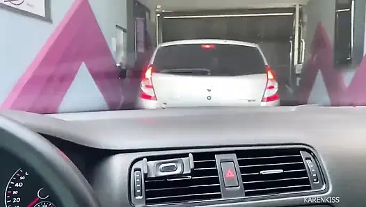 Каренкисс одна в мотеле с красавчицей, которая заставила его сосать