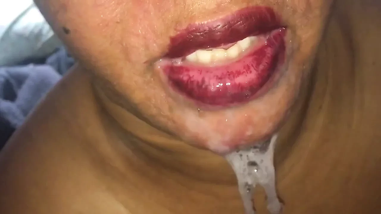 gicler dans la bouche d une pute black