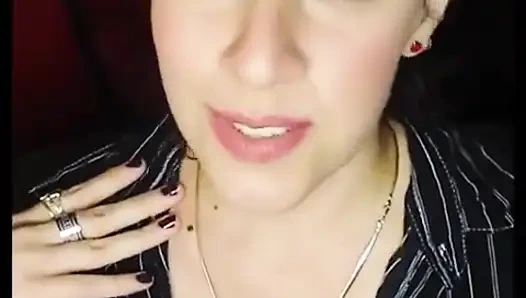 Selamat Hari Buruh! Aku akan membangunkanmu dengan sepongan pagi-pagi supaya kamu bisa makan dunia!