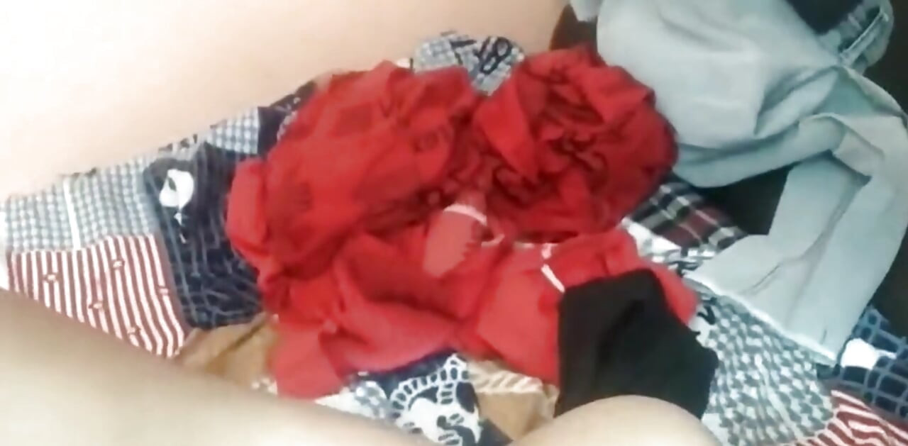 Dečko sa fakulteta i devojka imaju seks