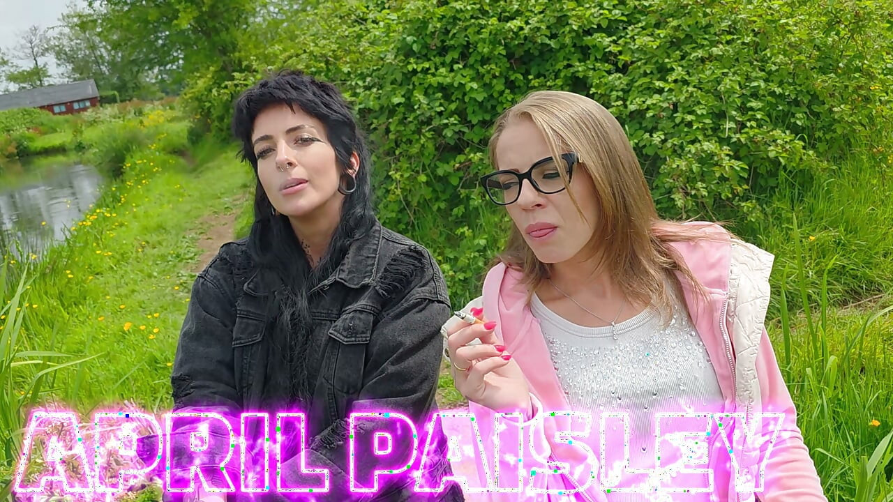Poduri care fumează