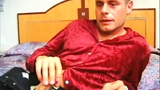 Hitam dan putih foursome memek menyetubuhi kontol hitam besar mengisap