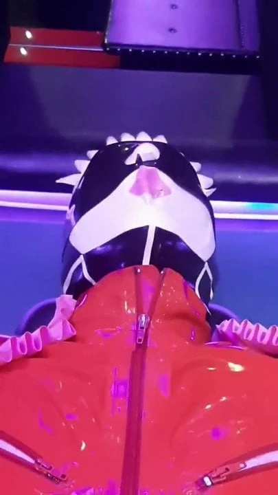 Licky Velvet s Rubberslave