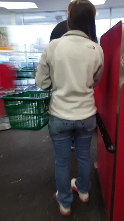 dollar tree slim bubble booty!!!