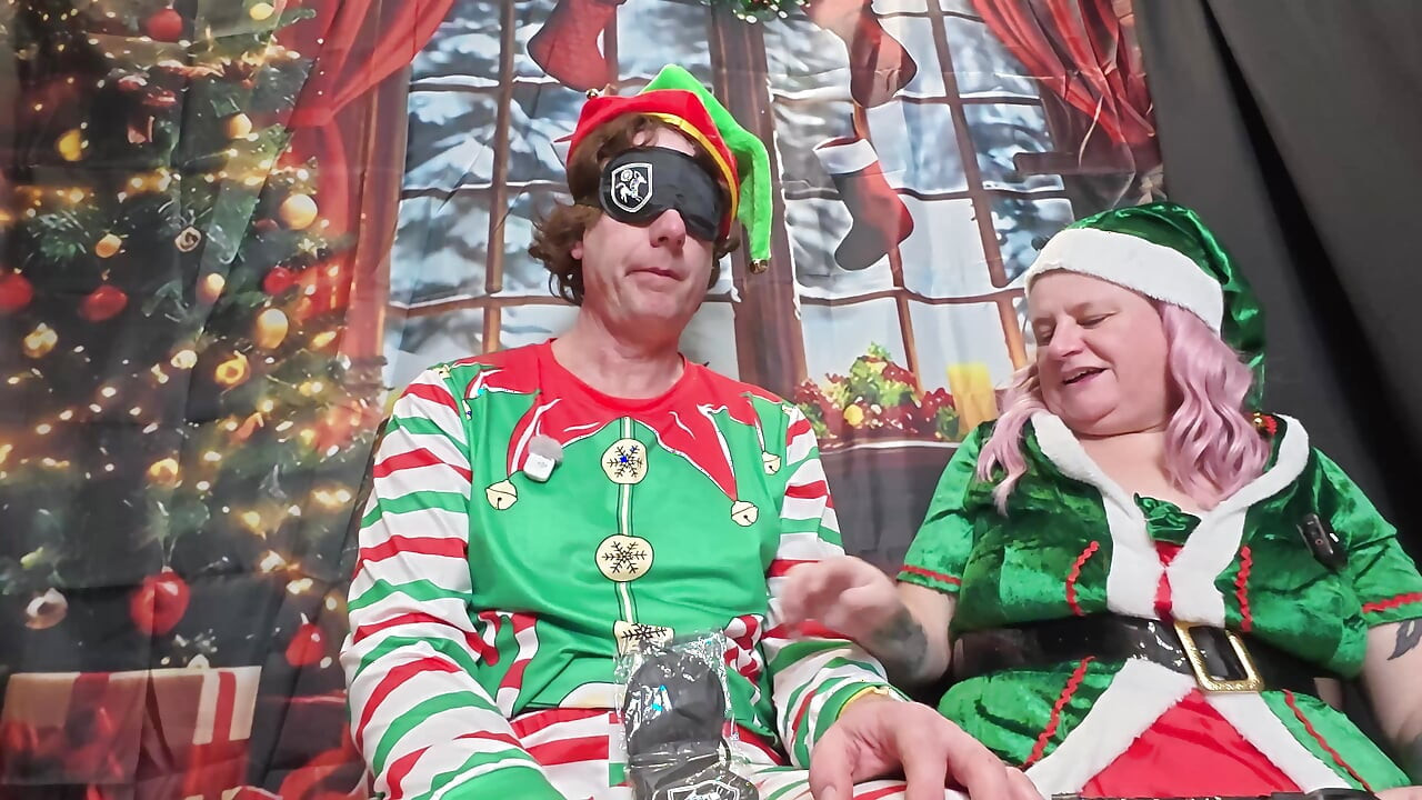 섹스 토이 선반에 있는 10일차 엘프