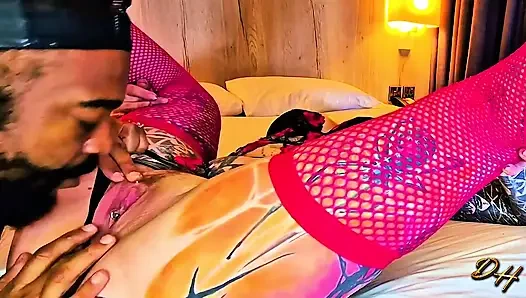 Европейская шлюха используется и сквиртует, часть 1