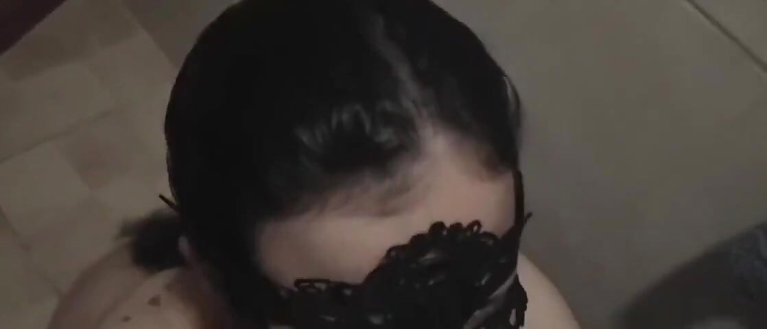 I Saw My Stepbrother in the Shower and I Couldn't Hold Back the Urge to Give Him a Blowjob