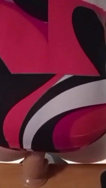 Must-see moment from "Yasmina's beautiful ass"