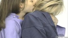 Molly & Jessica in lesbische actie