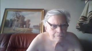 Il nonno si masturba