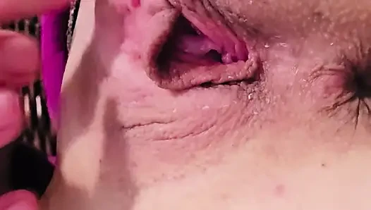 Suck My clitoris