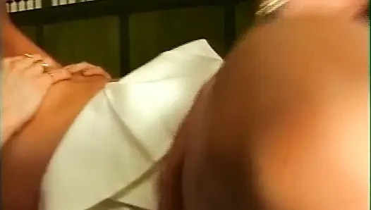 Aksi nakal dua pelacur jerman ini untuk di-anal habis-habisan