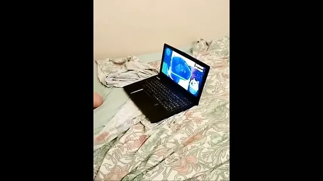 Sextape avec une frangine bien devergondee
