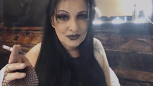 Gothic Goddess Smoke Slave Humiliation