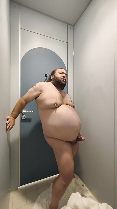 Buiseqy pool stall