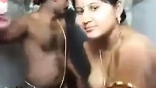 Alagana Pundai - Tamil cockhold couples quick fuck | xHamster