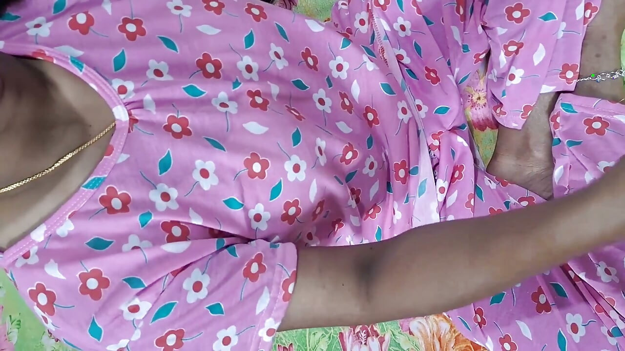 핫한 의붓여동생과 의붓여동생 아름다운 섹스 비디오, D Vallage Girl 쪼이는 보지 Xvideo