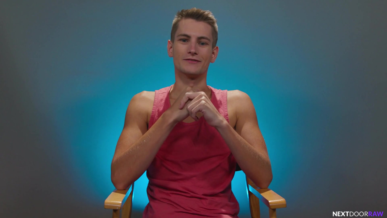 华丽的twnk性感翻转乱搞现实生活中的tatted BF大屁股